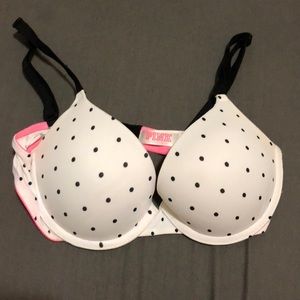 Vs Pink wear everywhere push-up bra
